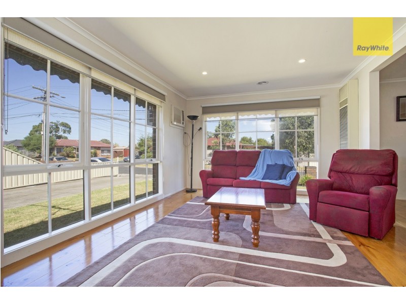 50 Angelique Grove, Albanvale VIC 3021