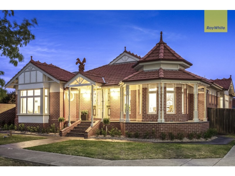 8 Grange Terrace, Taylors Hill VIC 3037