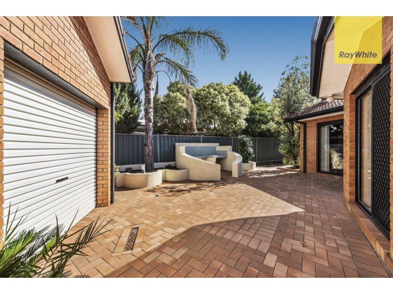 5 Vinct Close, Keilor Downs VIC 3038