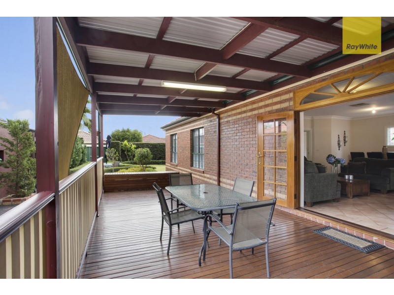 4 Mitchell Court, Taylors Lakes VIC 3038