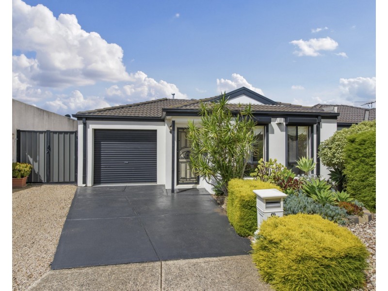 69 Boberrit Wynd, Sydenham VIC 3037