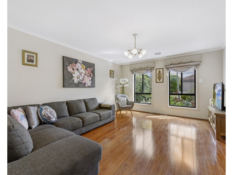 69 Boberrit Wynd, Sydenham VIC 3037