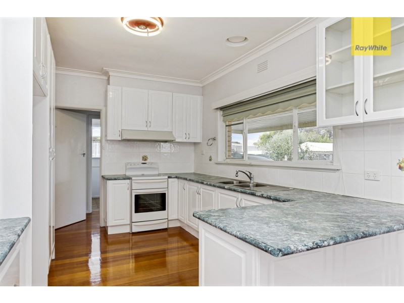 27 Mayne Street, Sunshine West VIC 3020