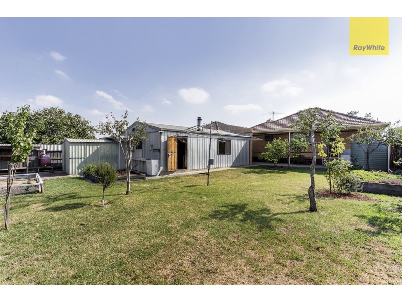 27 Mayne Street, Sunshine West VIC 3020