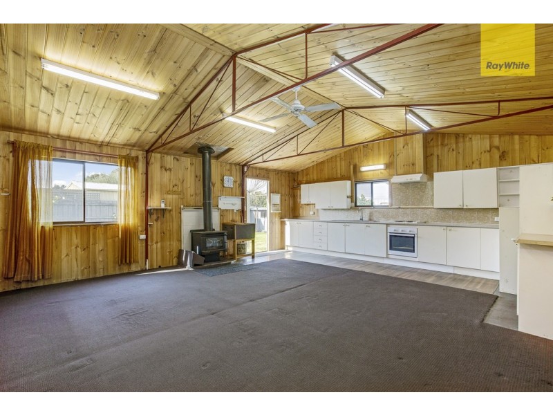 27 Mayne Street, Sunshine West VIC 3020