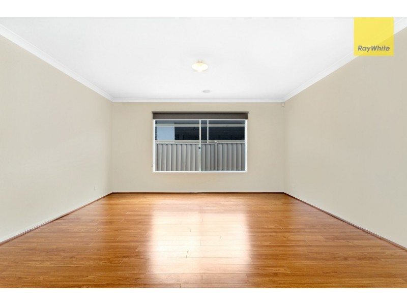 5 Nevis Place, Taylors Hill VIC 3037