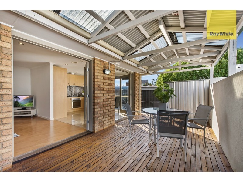 2/39 Manchester Drive, Sydenham VIC 3037