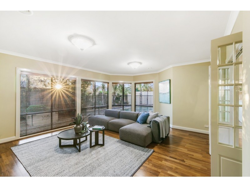7 Wisteria Close, Taylors Hill VIC 3037