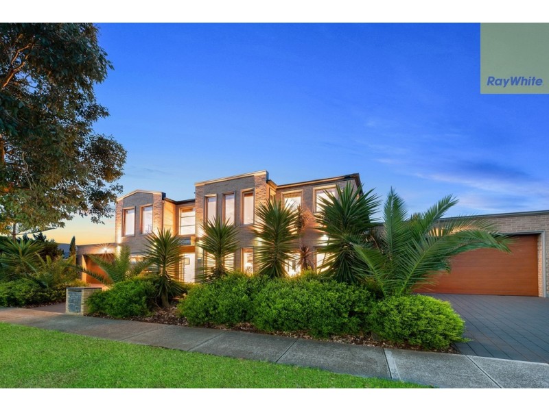 21 Illawarra Circuit, Taylors Hill VIC 3037