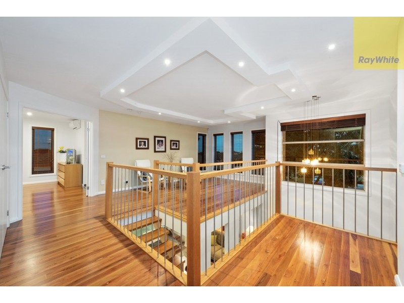 21 Illawarra Circuit, Taylors Hill VIC 3037