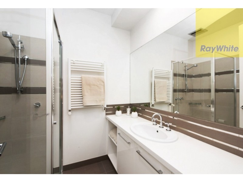 21 Illawarra Circuit, Taylors Hill VIC 3037