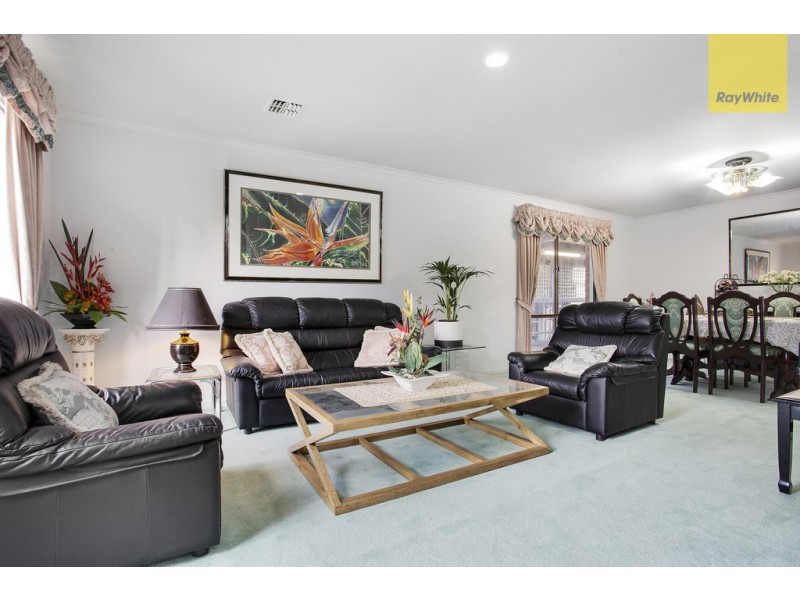 4 Diamond Court, Hillside VIC 3037