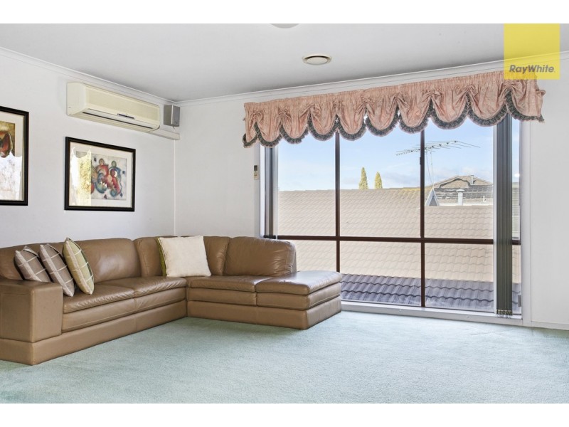 4 Diamond Court, Hillside VIC 3037