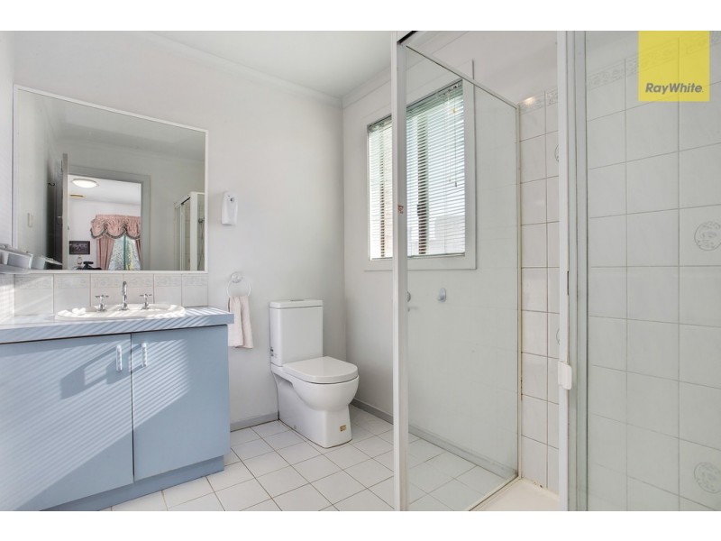 4 Diamond Court, Hillside VIC 3037