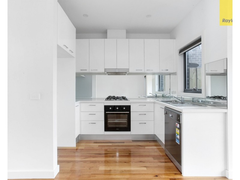 8 Armadale Place, Hillside VIC 3037