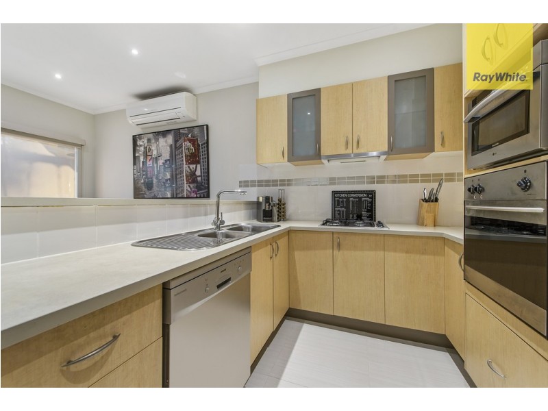 35 Durack Circuit, Taylors Hill VIC 3037