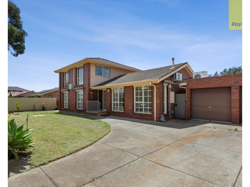 4 Bellevue Drive, Keilor Downs VIC 3038