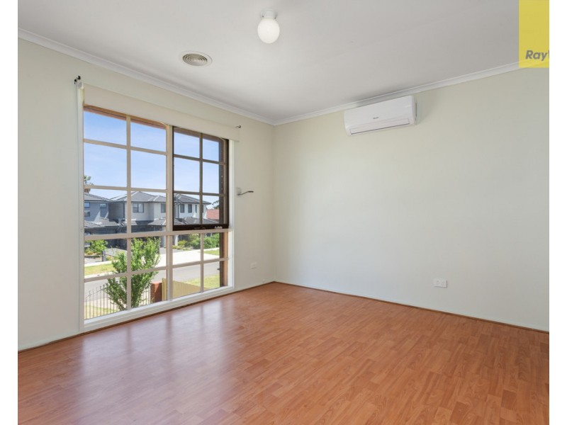 4 Bellevue Drive, Keilor Downs VIC 3038