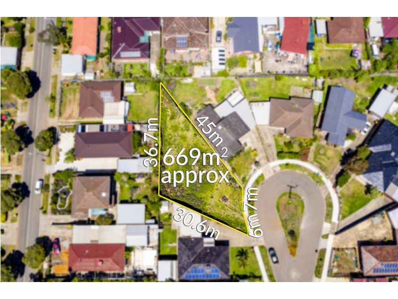 12 Lambolle Court, St Albans VIC 3021