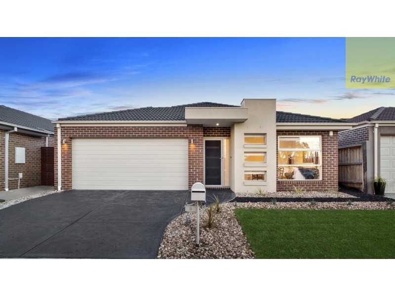 8 Dawkins Avenue, Plumpton VIC 3335
