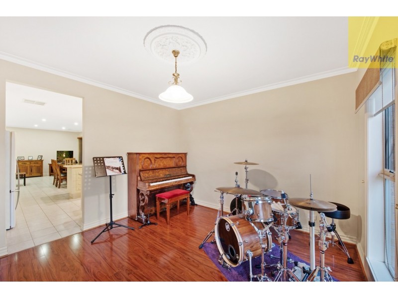 3 Hardware Lane, Taylors Hill VIC 3037