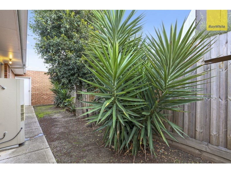 2/22 Hancock Crescent, Braybrook VIC 3019