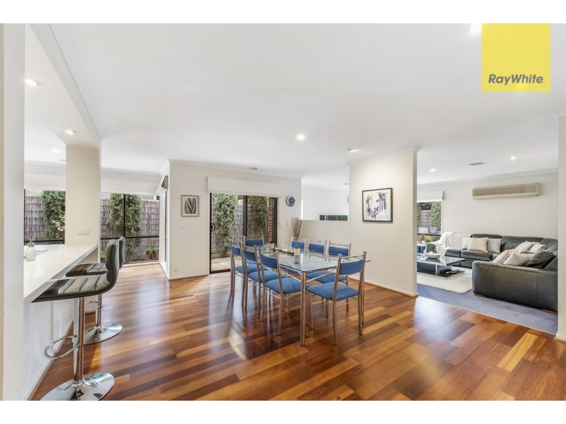 5 Paisley Court, Gowanbrae VIC 3043