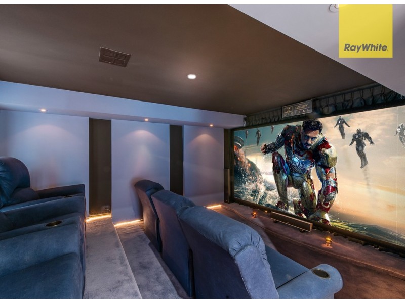 5 Paisley Court, Gowanbrae VIC 3043