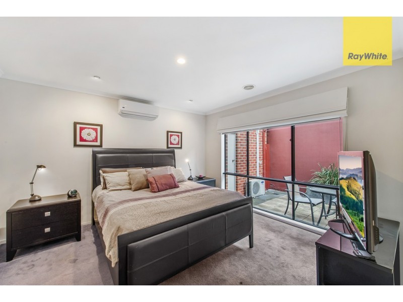 5 Paisley Court, Gowanbrae VIC 3043