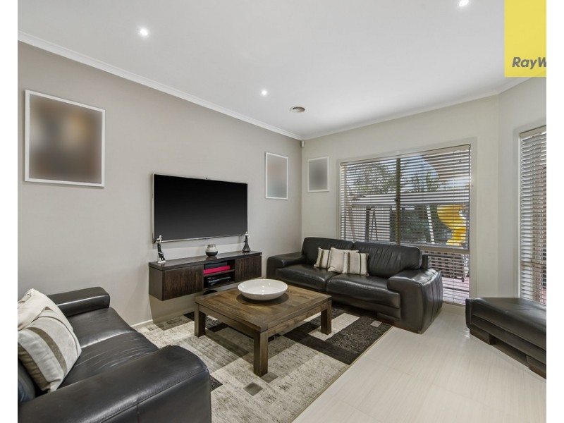 35 Durack Circuit, Taylors Hill VIC 3037