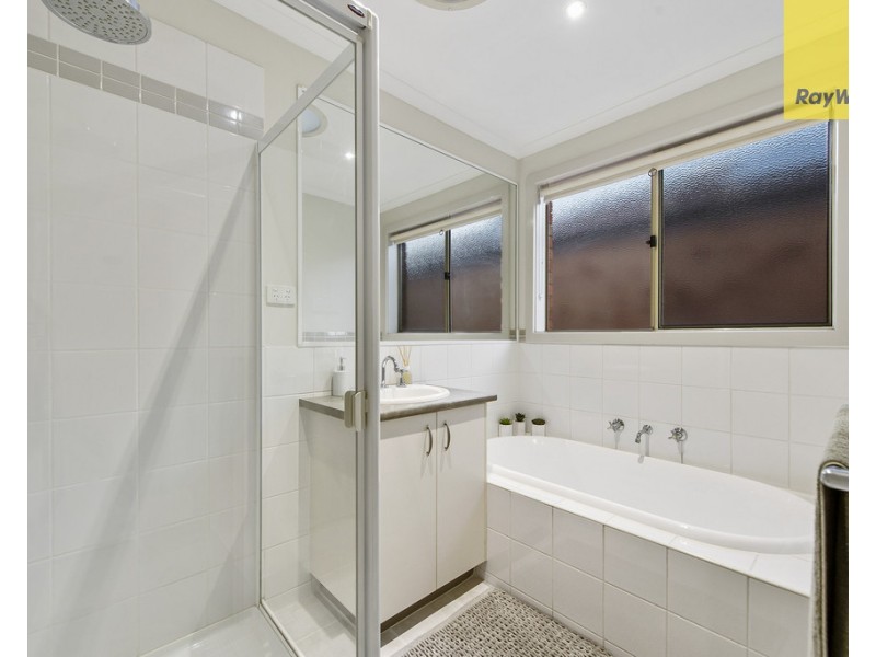 35 Durack Circuit, Taylors Hill VIC 3037