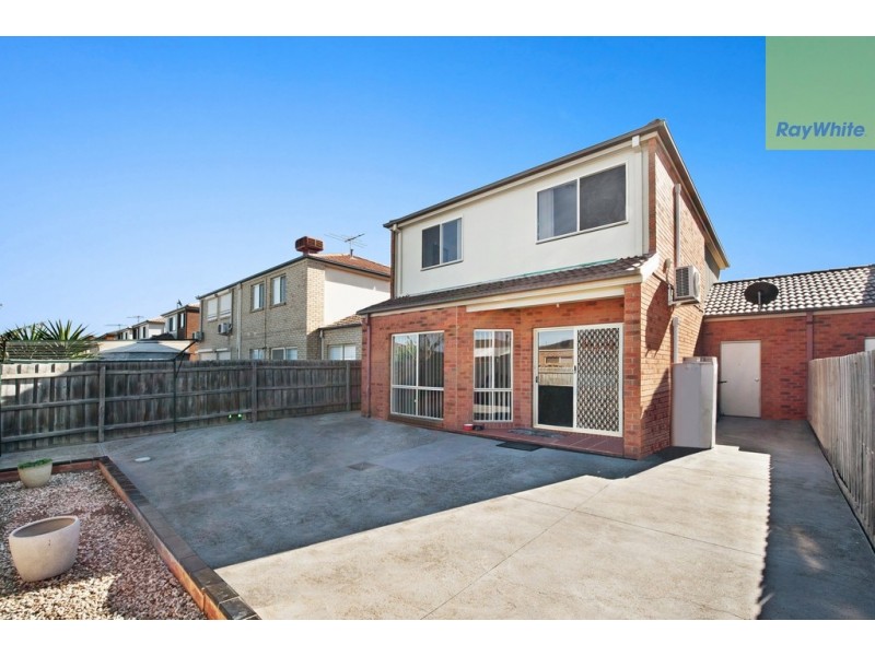 6 Amberlea Circuit, Taylors Hill VIC 3037