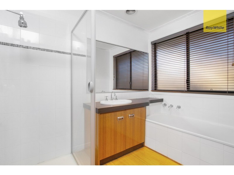 8 Kiev Walk, Delahey VIC 3037