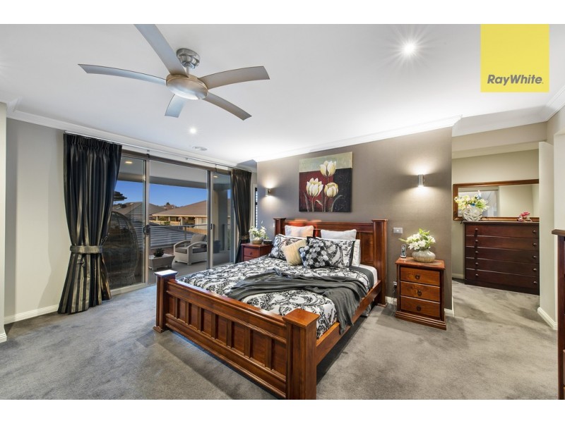 29 Coogee Drive, Taylors Hill VIC 3037