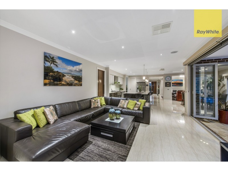 29 Coogee Drive, Taylors Hill VIC 3037