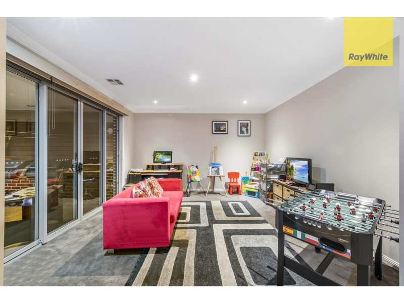 29 Coogee Drive, Taylors Hill VIC 3037
