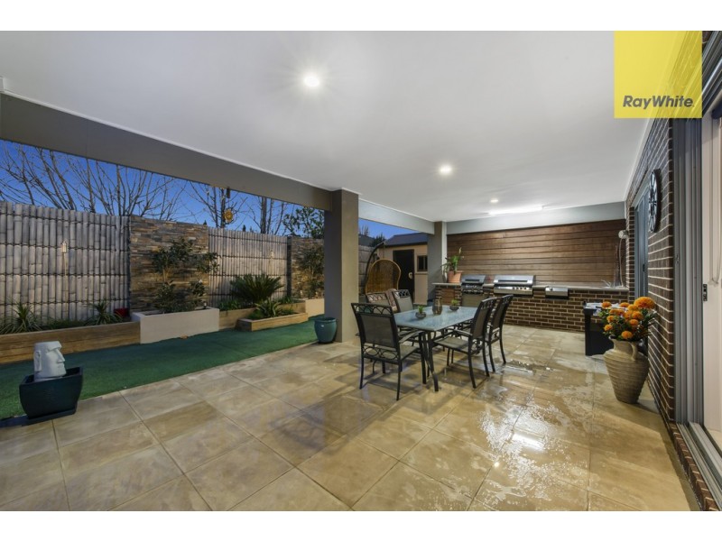 29 Coogee Drive, Taylors Hill VIC 3037
