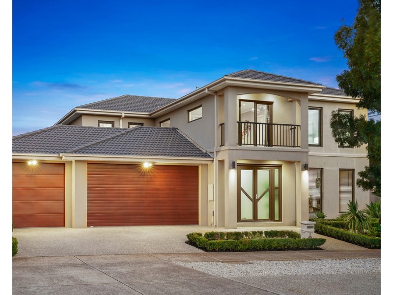 13 Bond Street, Taylors Hill VIC 3037