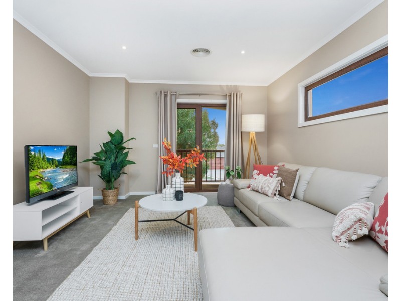 13 Bond Street, Taylors Hill VIC 3037