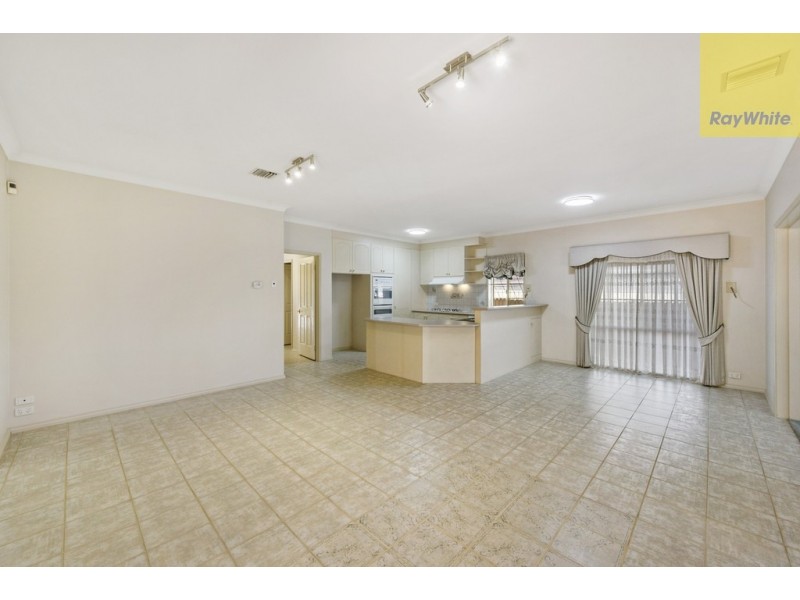 15 Rivergum Place, Hillside VIC 3037