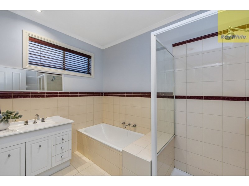 26 Lalwinya Street, Delahey VIC 3037