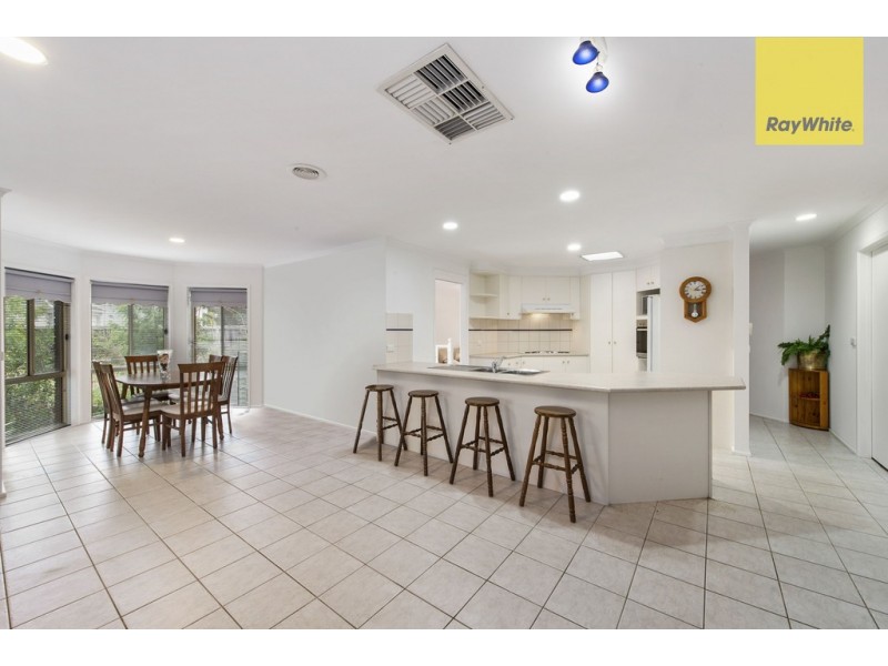 53 Verona Drive, Taylors Lakes VIC 3038