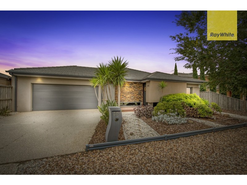 30 Ultimo Walk, Taylors Hill VIC 3037