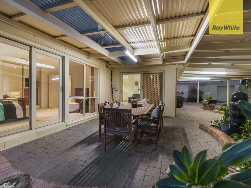 3 Turin Place, Taylors Lakes VIC 3038