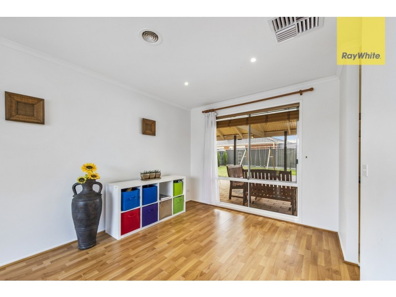 2 Rebecca Court, Hillside VIC 3037