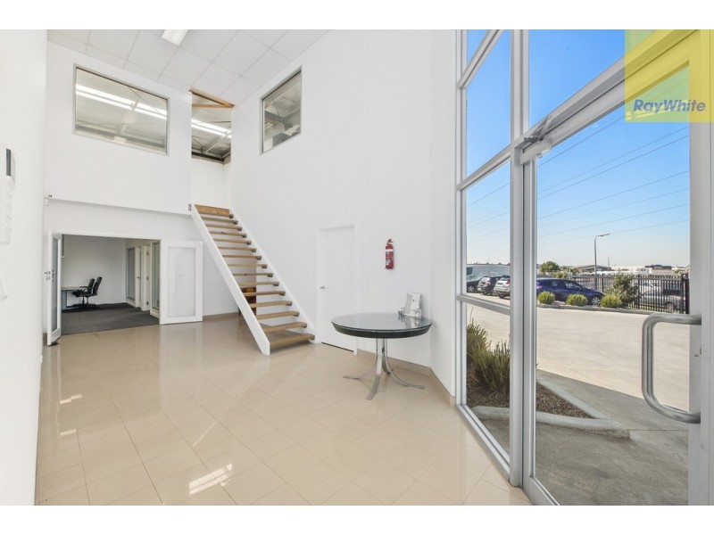4/16 Fuller Road, Ravenhall VIC 3023