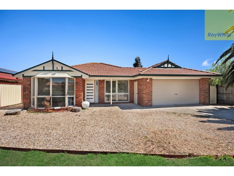 14 Chircop Close, Sydenham VIC 3037