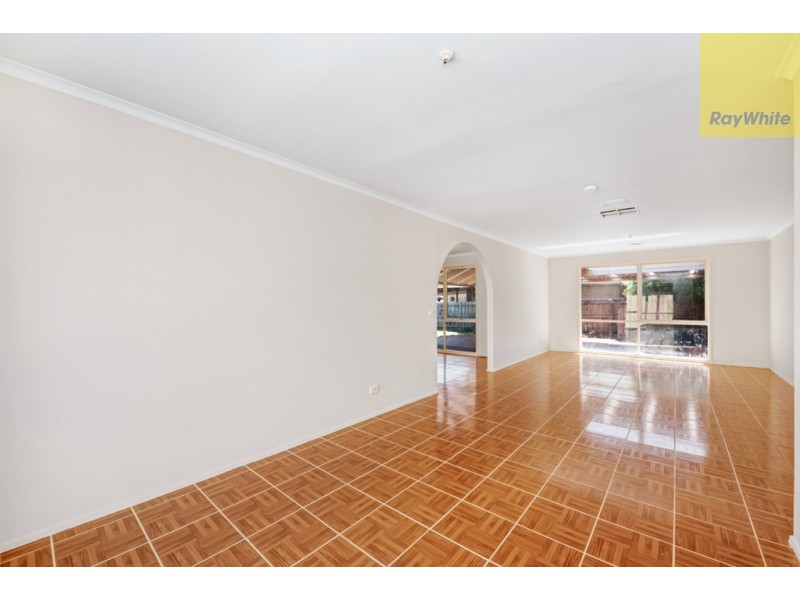 14 Chircop Close, Sydenham VIC 3037