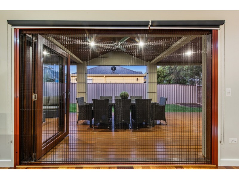 3 Weigall Close, Caroline Springs VIC 3023