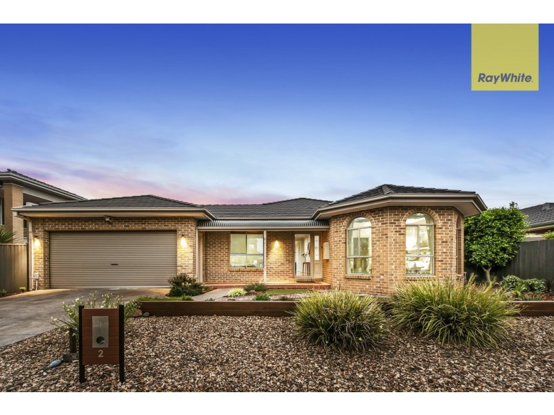 2 Yanga Lane, Taylors Hill VIC 3037